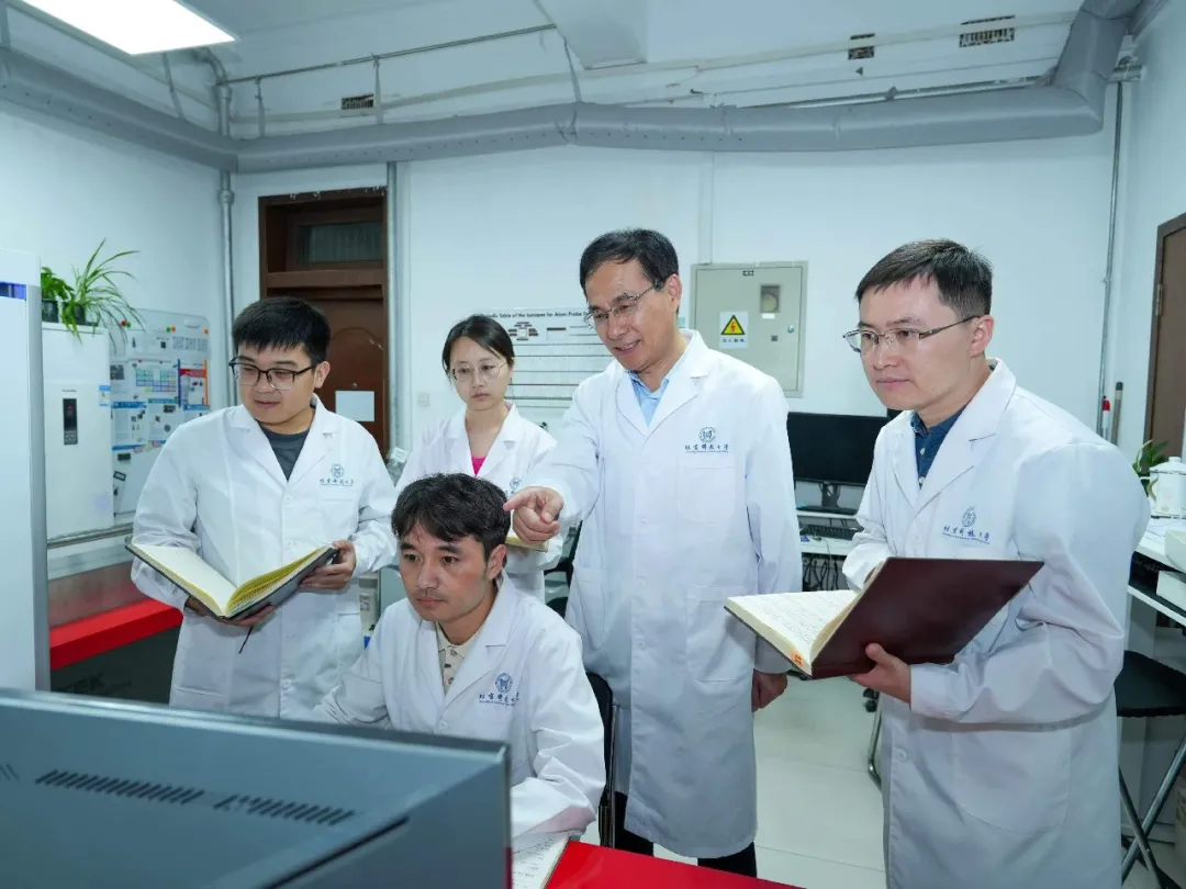 《中国科学报》报道吕昭平院士和团队：深耕基础研究，为大国重器淬炼“钢筋铁骨”